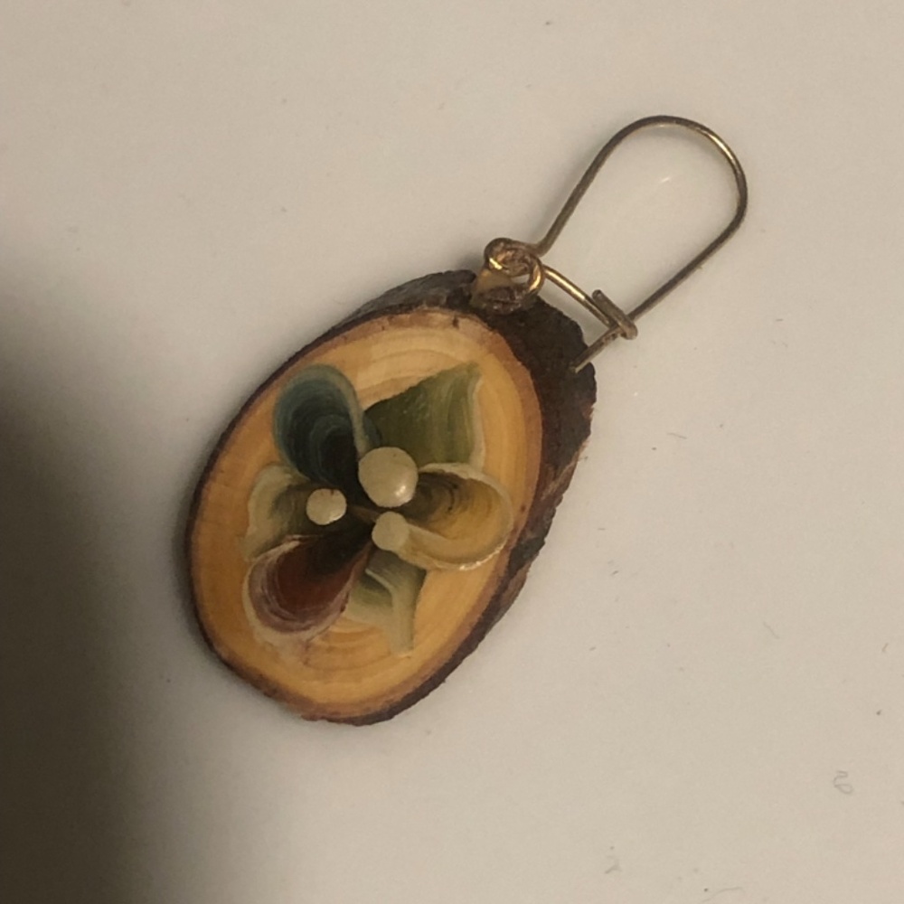 Handmade Wood Slice Floral Drop Earrings - Picture 4 of 7